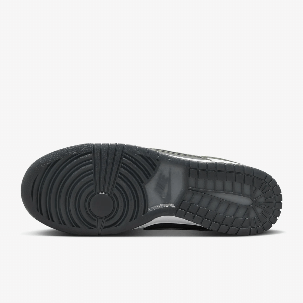Nike Dunk Low Dark Smoke Grey