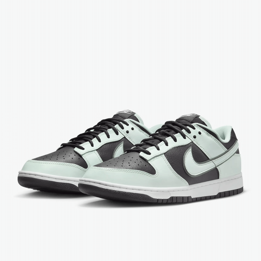 Nike Dunk Low Dark Smoke Grey